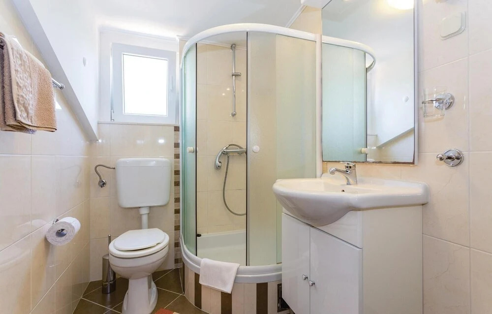 Nice Home in Dubrovnik With Wifi and 1 Bedrooms