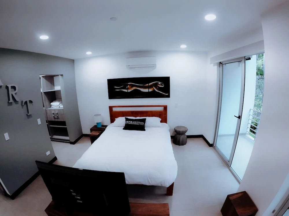 Urban Flats Studios by Corporate Stays