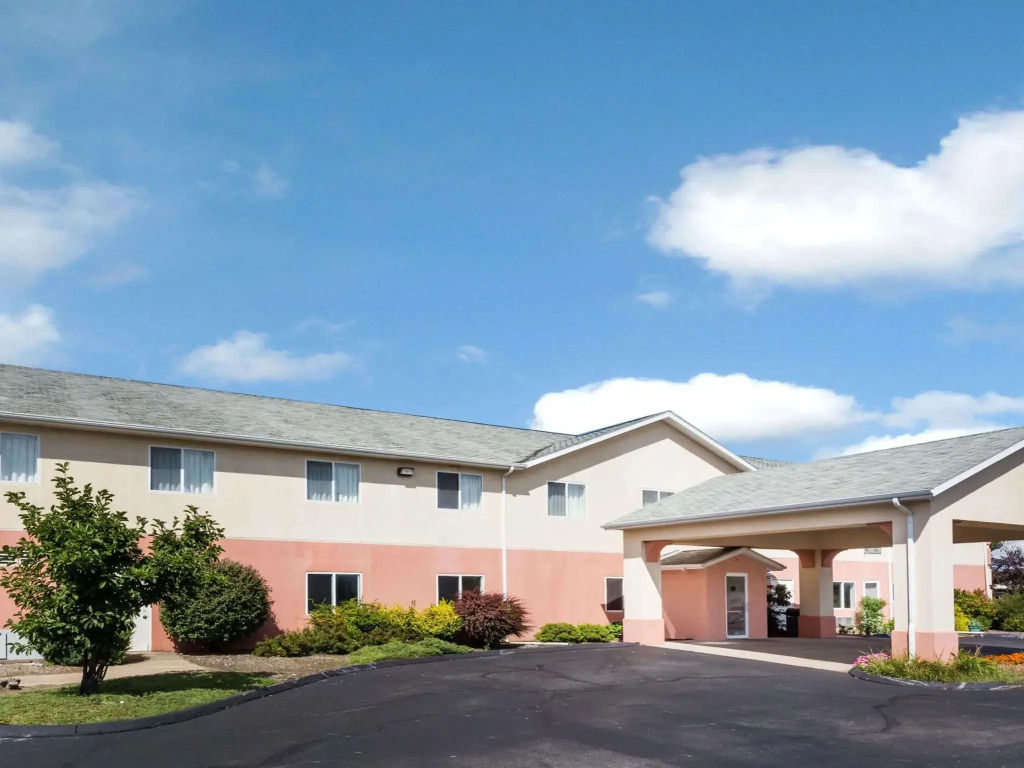 SureStay Plus Hotel by Best Western Bettendorf