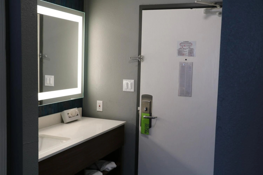Studio 6 Extended Stay Huntsville, AL - US Space & Rocket Center