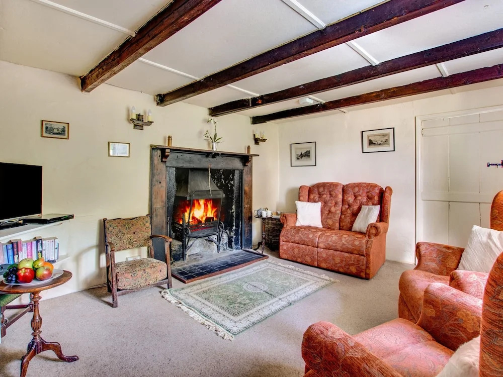 Beautiful Holiday Home in Milltown With Garden