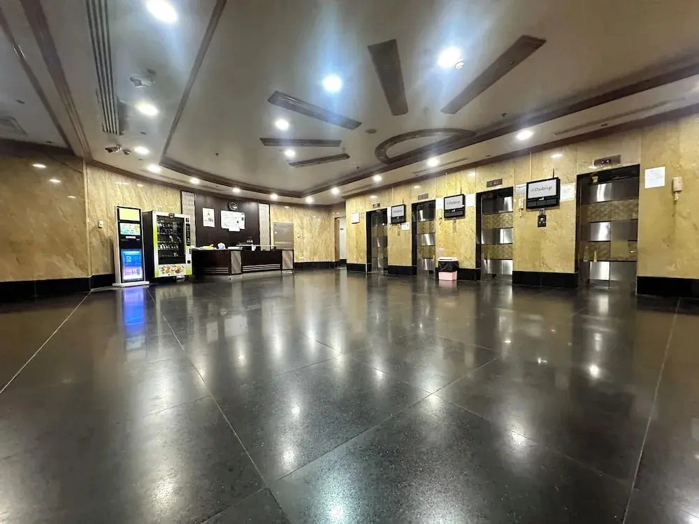 Center Point Partition Room in Tecom