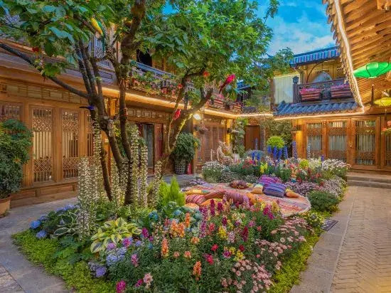 Encounter Lijiang Inn