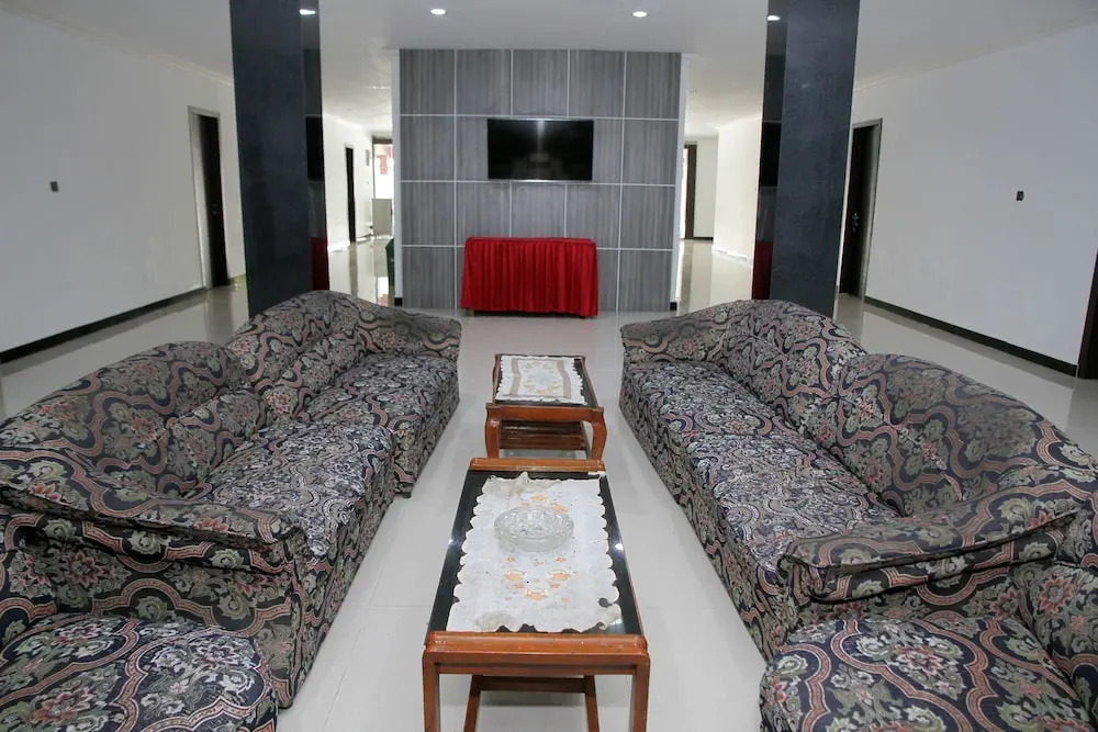 OYO 840 Hotel Dely