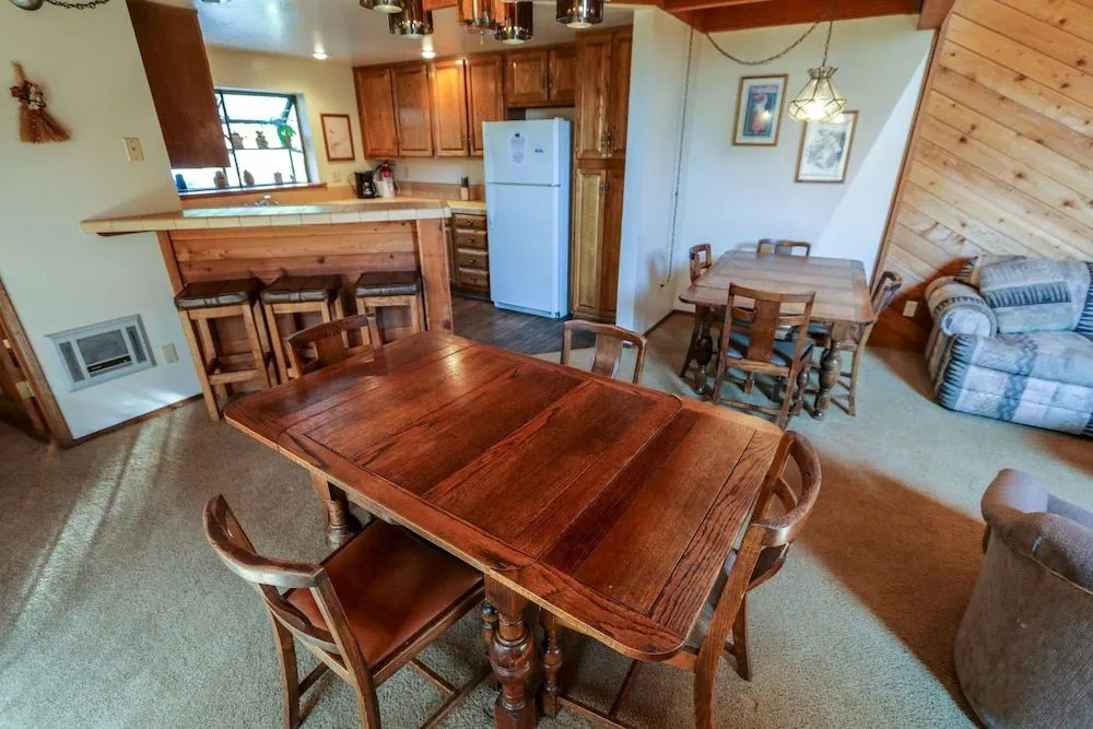 Snowflower 68 Spacious End Unit With Great Complex Amenities, Quiet Location by RedAwning