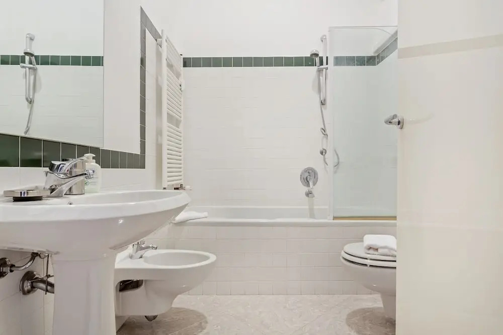 Renovated Penthouse Duomo & Via Torino