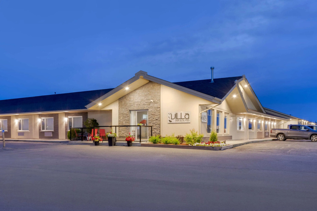 Villa Inn & Suites - SureStay Collection by Best Western