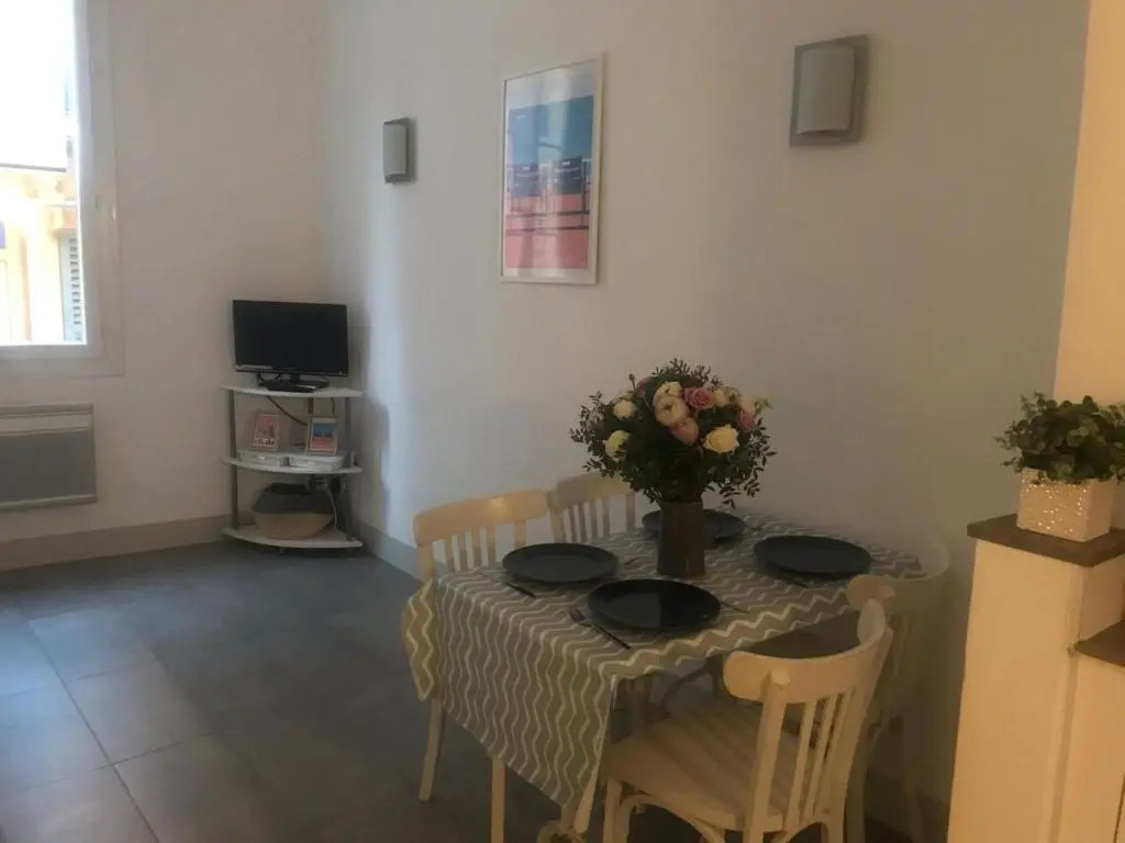 In the heart of Old Nice - 2min. from Cours Saleya and Promenade des Anglais