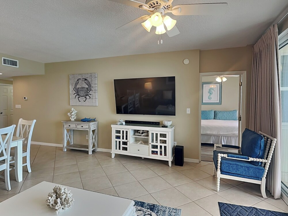Emerald Key #602 by Southern Vacation Rentals