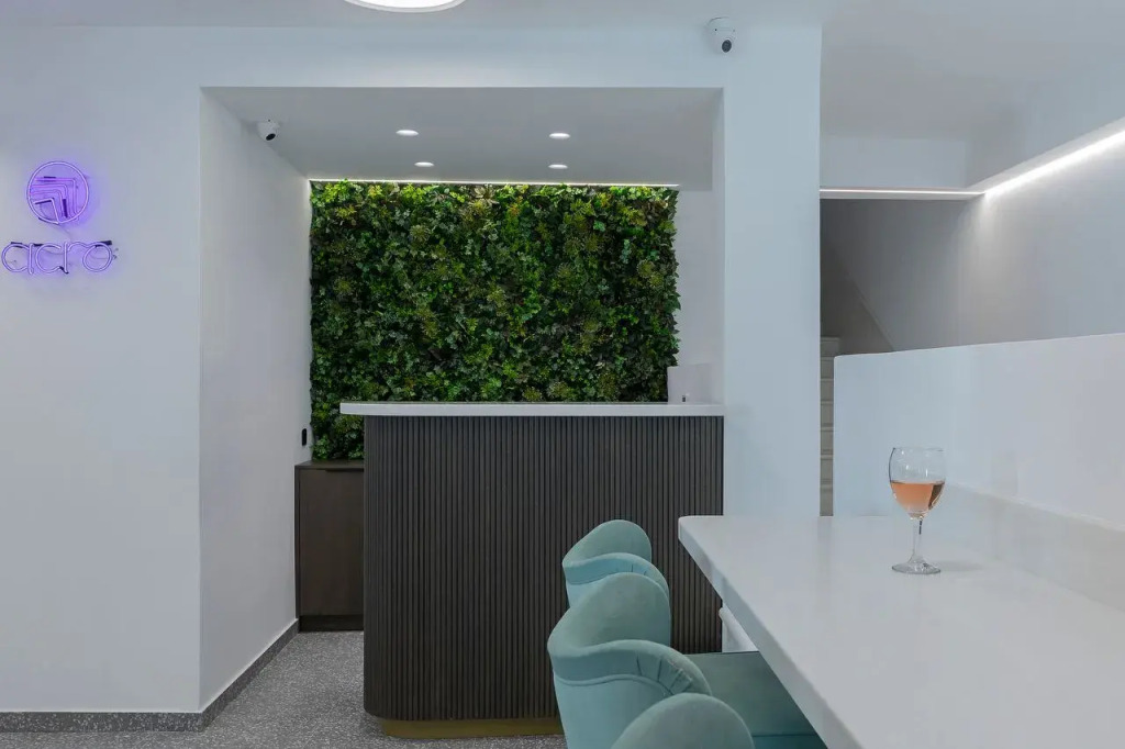 Acro Urban Suites