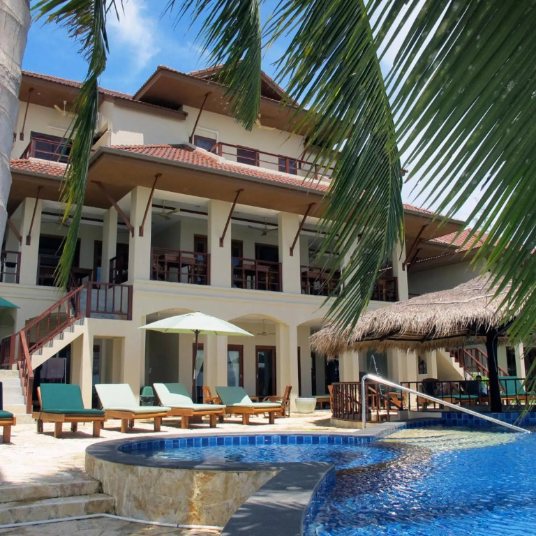 Sara Beachfront Boutique Resort