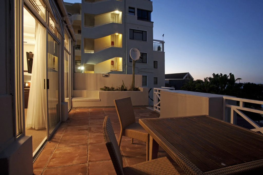 Amoris In Sea Point