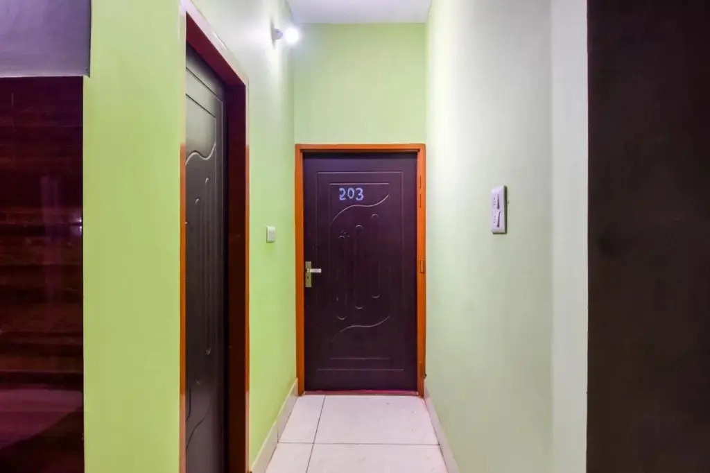 New Vatika Guest House by OYO Rooms