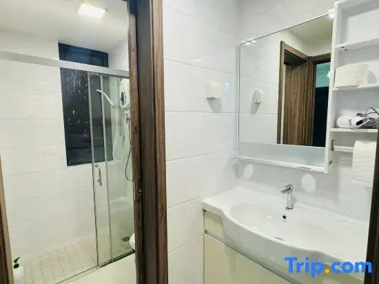 Seaview 2B1R 6pax Condo Forest City 4D-905