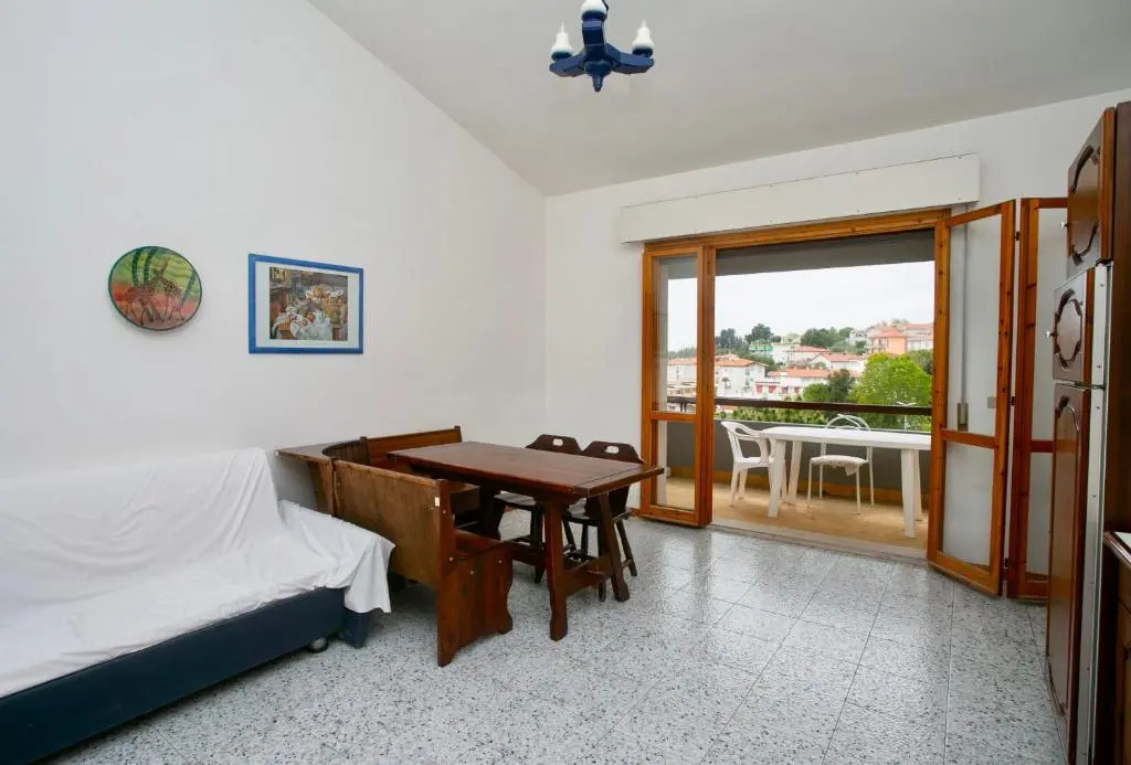 S78 - Sirolo, Trilocale Con Terrazzo in Centro
