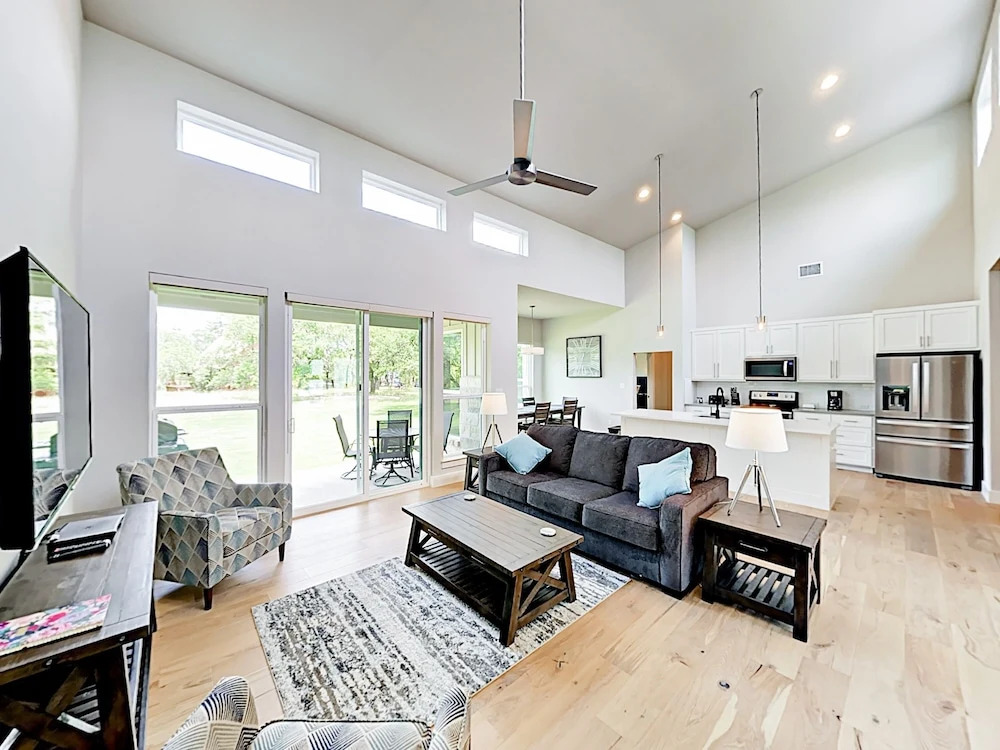305 Spicewood - 3 Br Home