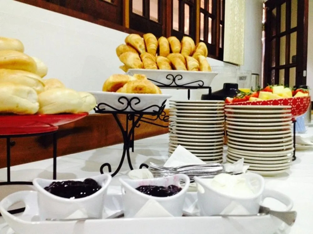 Arecibo Inn
