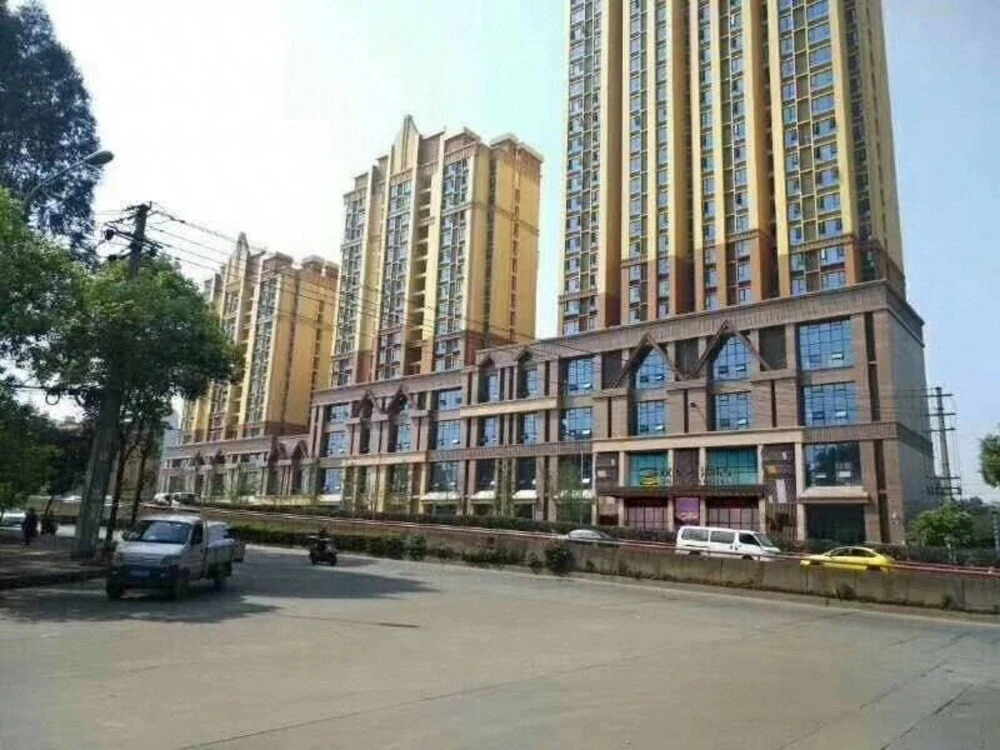 Shuangfa Hotel (Chengdu East Station)