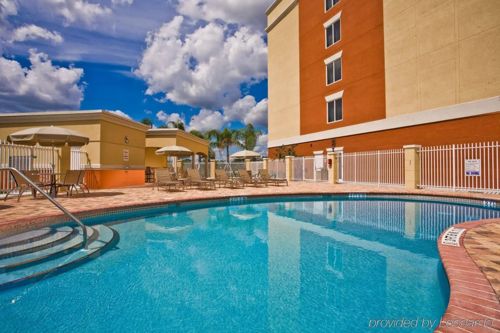 Holiday Inn Express Hotel & Suites Port St. Lucie West by IHG