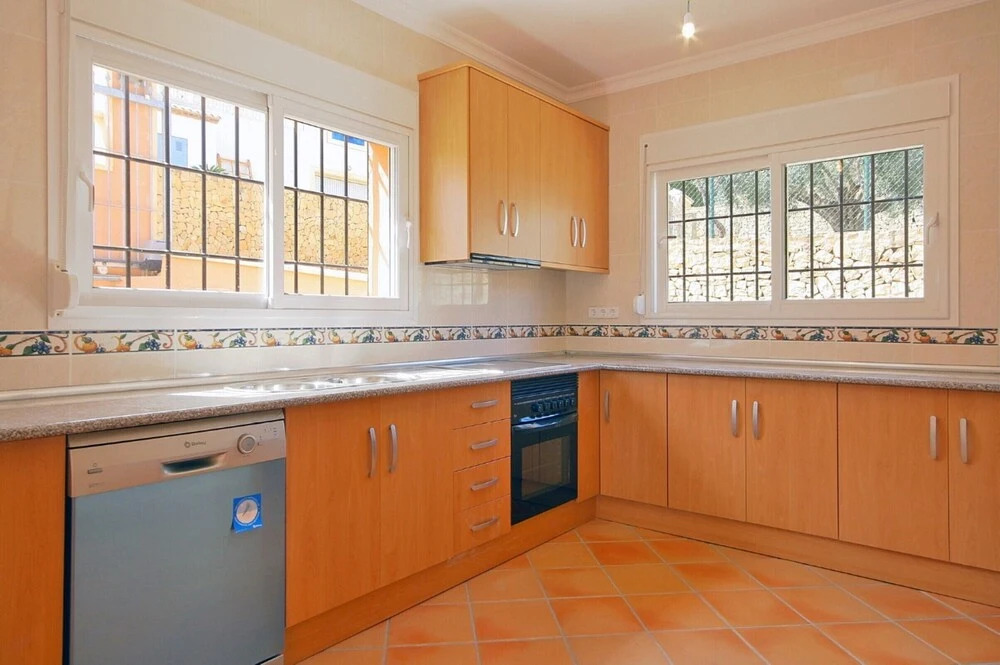 Villa - 4 Bedrooms with Pool, WiFi and Sea views - 104970
