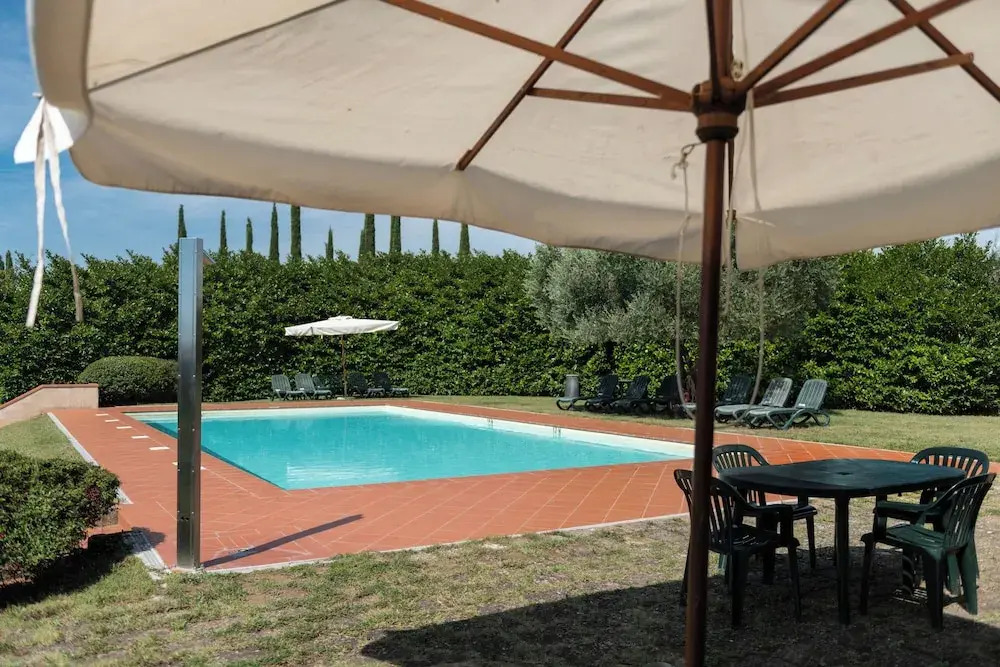 Country Villa In Tuscan Hills