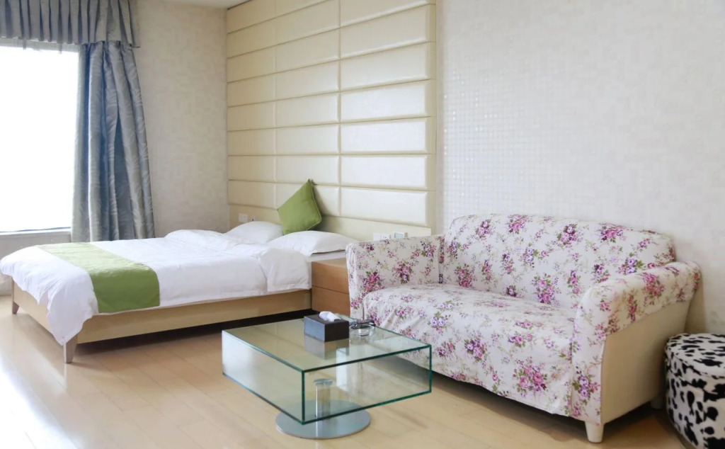 Nanjing Mo He Ting Hotel
