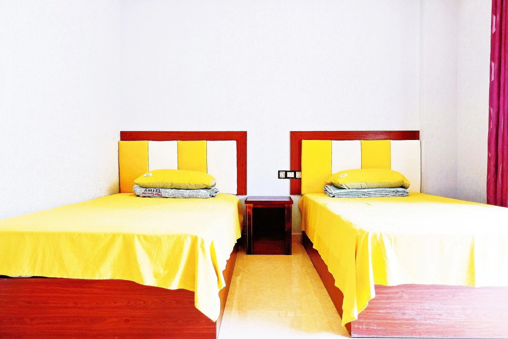 Sanya Jinji Liyuan Guesthouse