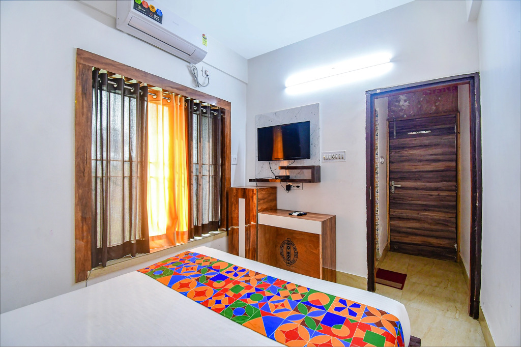 FabHotel New Dream Palace - Nr Acropilose Mall And Ruby Hospital