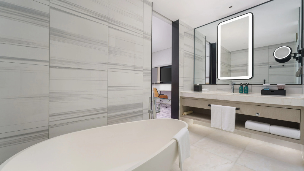 Crowne Plaza Dalian Xinghai by IHG