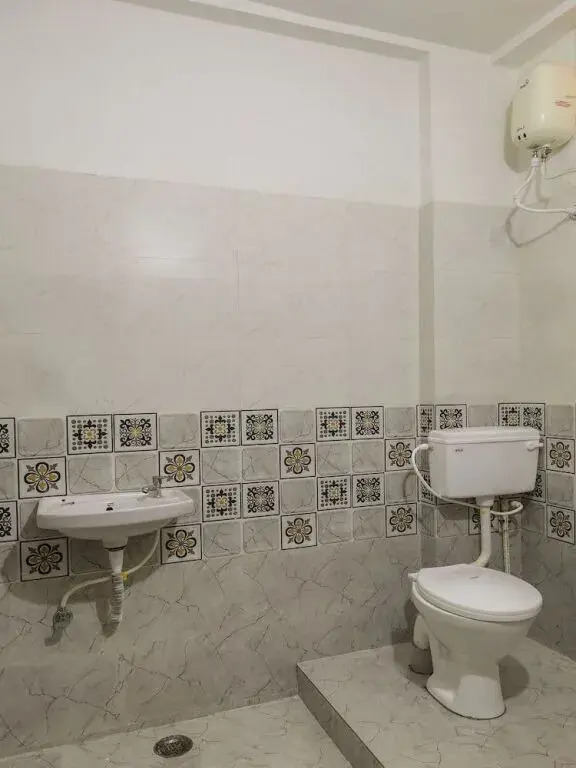 Hotel Shiv Villas by OYO Rooms