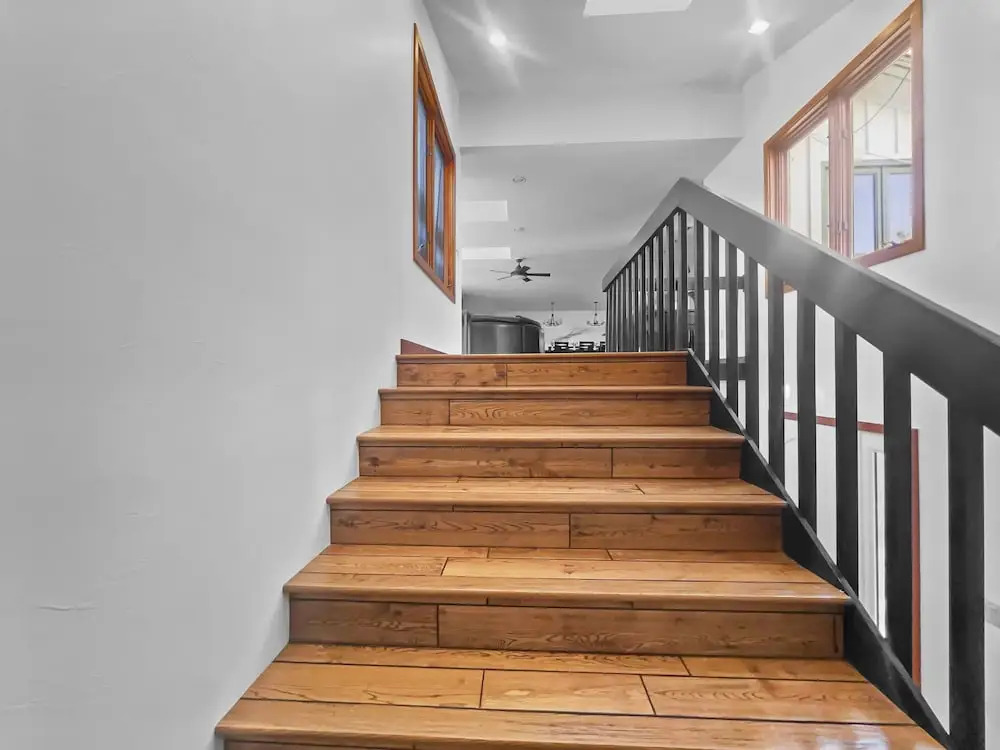 208 Tenderfoot 5 Bedroom Home by RedAwning