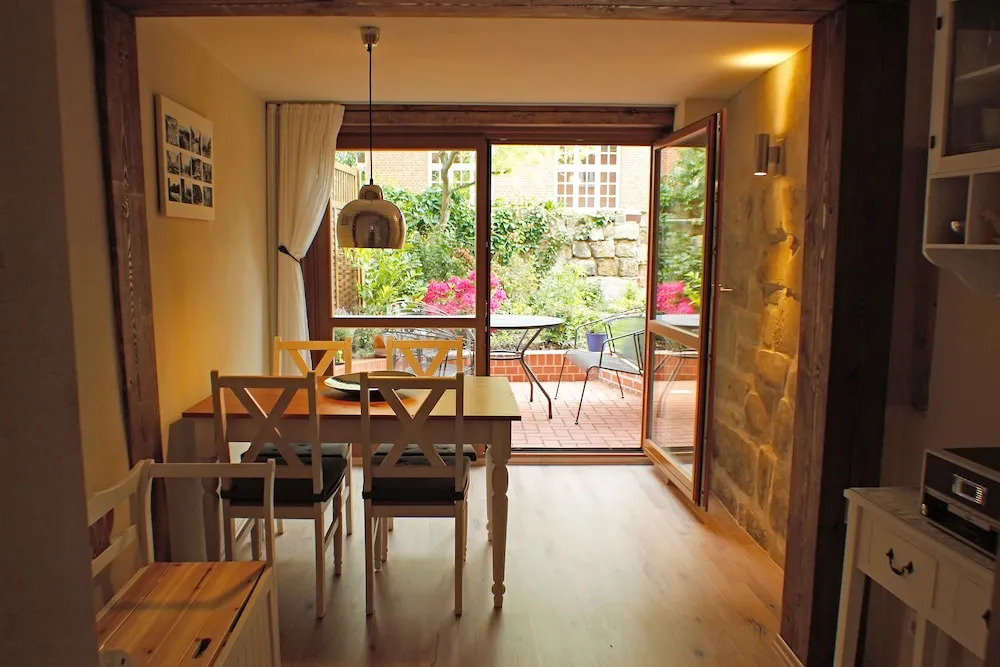 Ferienhaus-Stobenstrasse-de # Terrasse # Parkplatz