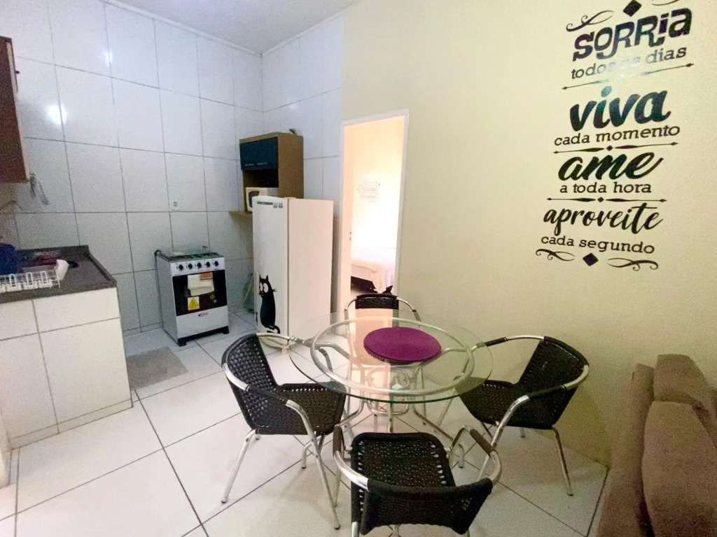 Flats Funcionais Com Ar Em Importante Avenida Da Cidade