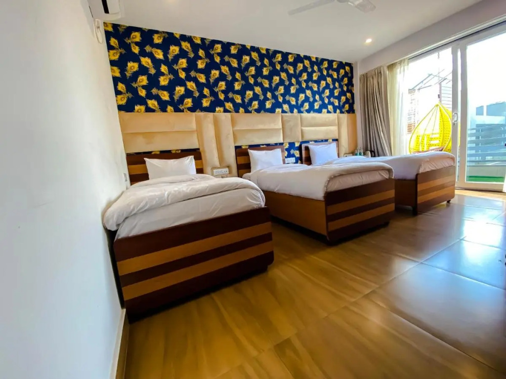 Sky Suites Huda City Center