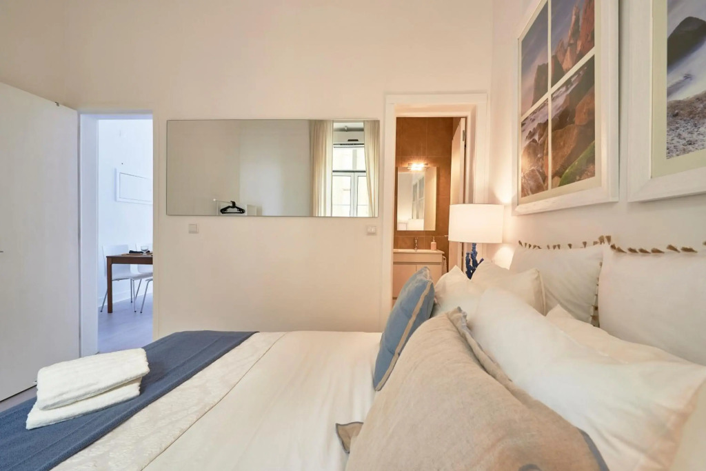 Brand New Luxury Apartment in Praça Da Figueira by LX TALC