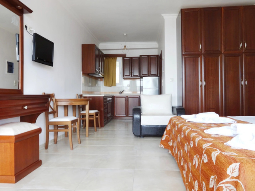 Royal Beach Hotel