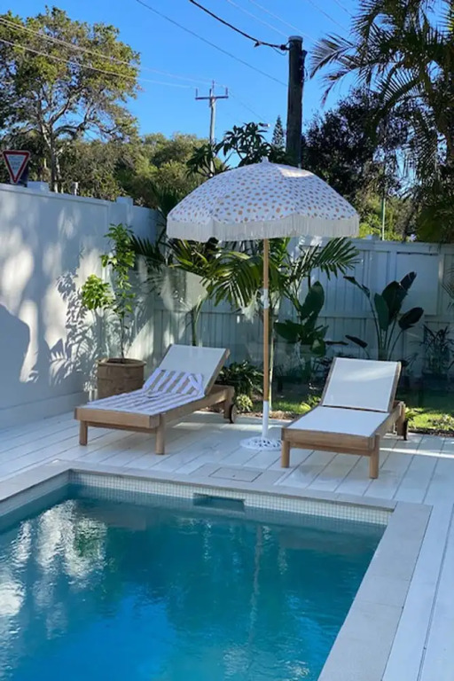 Pool House - Peaceful Luxury, Byron Bay