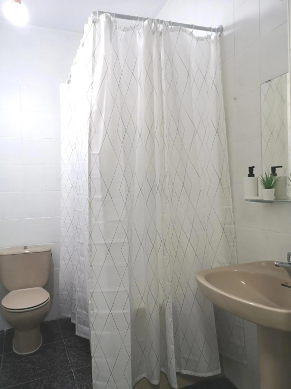 Acogedor apartamento con excelente ubicación.