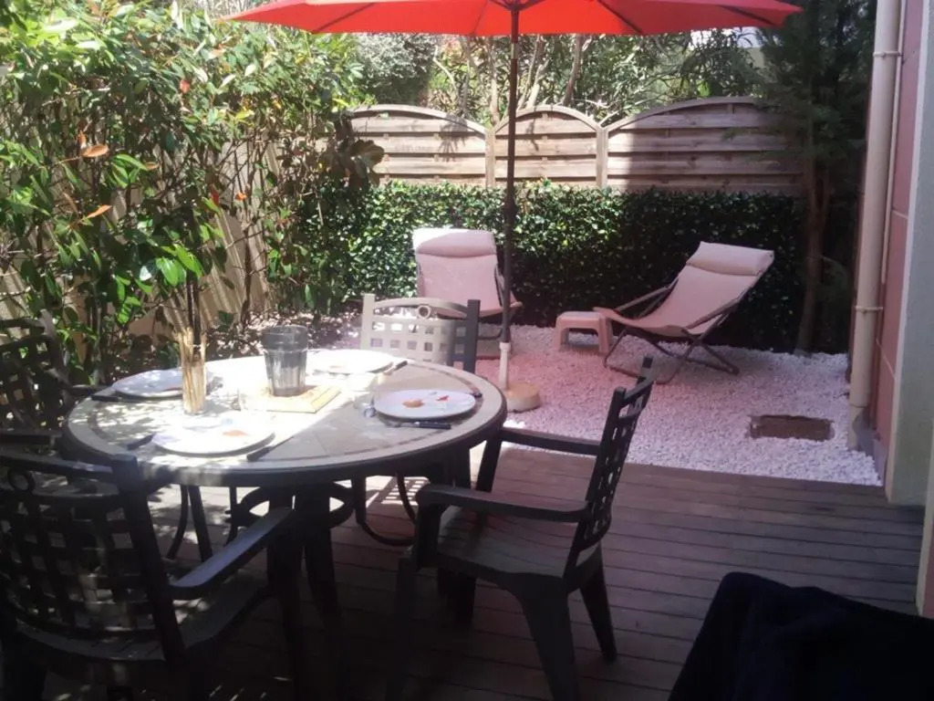Appartement Cavalaire-sur-Mer, 2 pièces, 4 personnes - FR-1-100-215