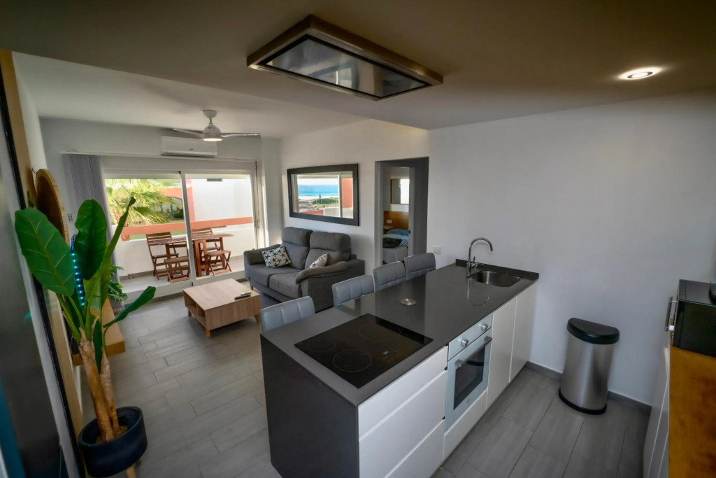 Apartamento Zahara con vistas espectaculares frente al mar