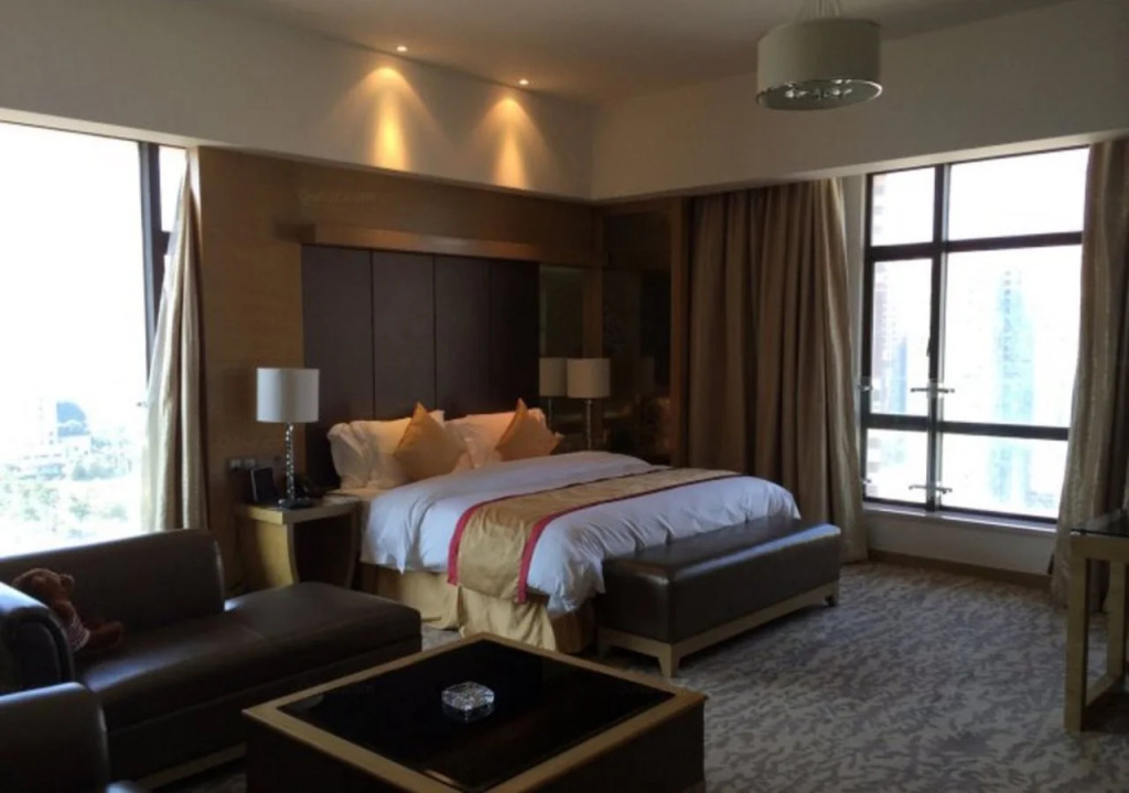 Sovereign Hotel Zhanjiang