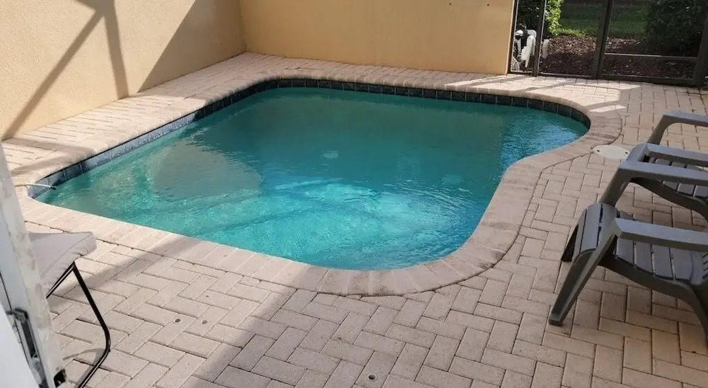 3 Br 2 Miles To Disney, Pool, Free Wifi And More 3 Bedroom Townhouse by RedAwning