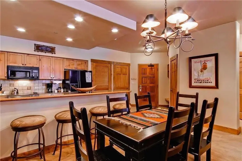Tl2202 Beautiful Mountain Home Winter Specials!
