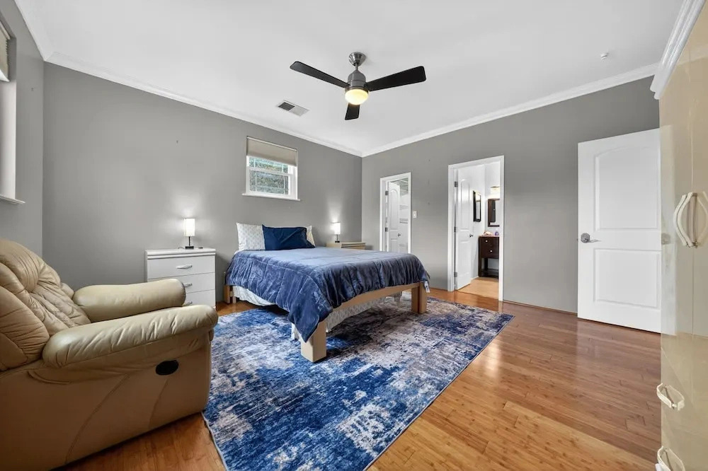 San Antonio Retreat 5br Sleeps 9 near Fiesta Tx 5 Bedroom Home