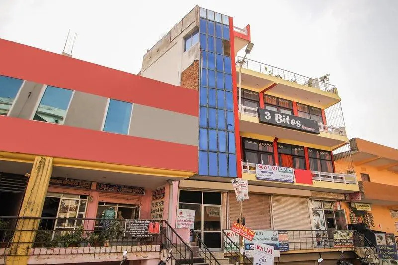 OYO Flagship 67423 Hotel Kavya Guest House