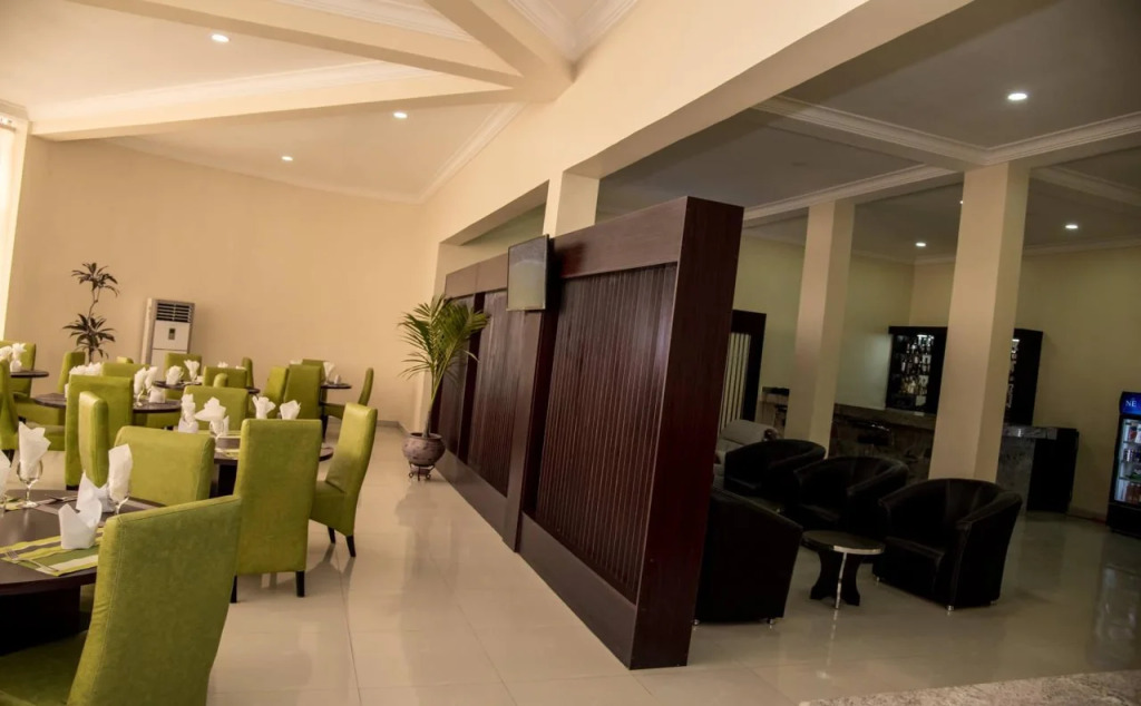 Brookville Hotel & Suites
