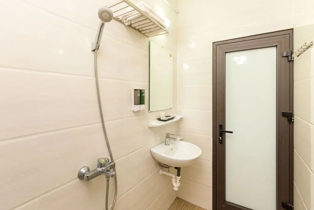 OYO 800 Candy Hotel