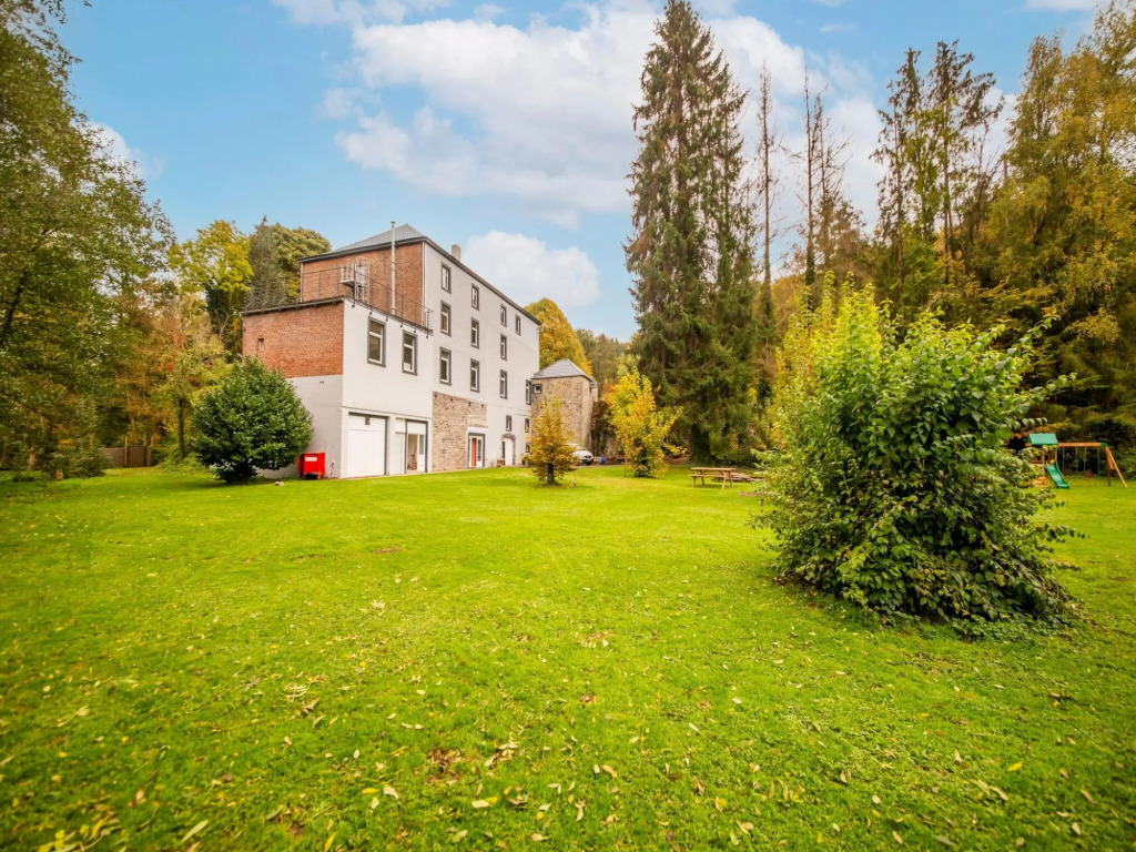 Holiday Home in Falaen by Chateau Montaigle