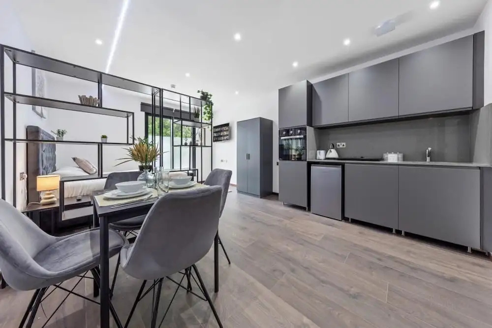 Studio flat in the heart of Golders Green