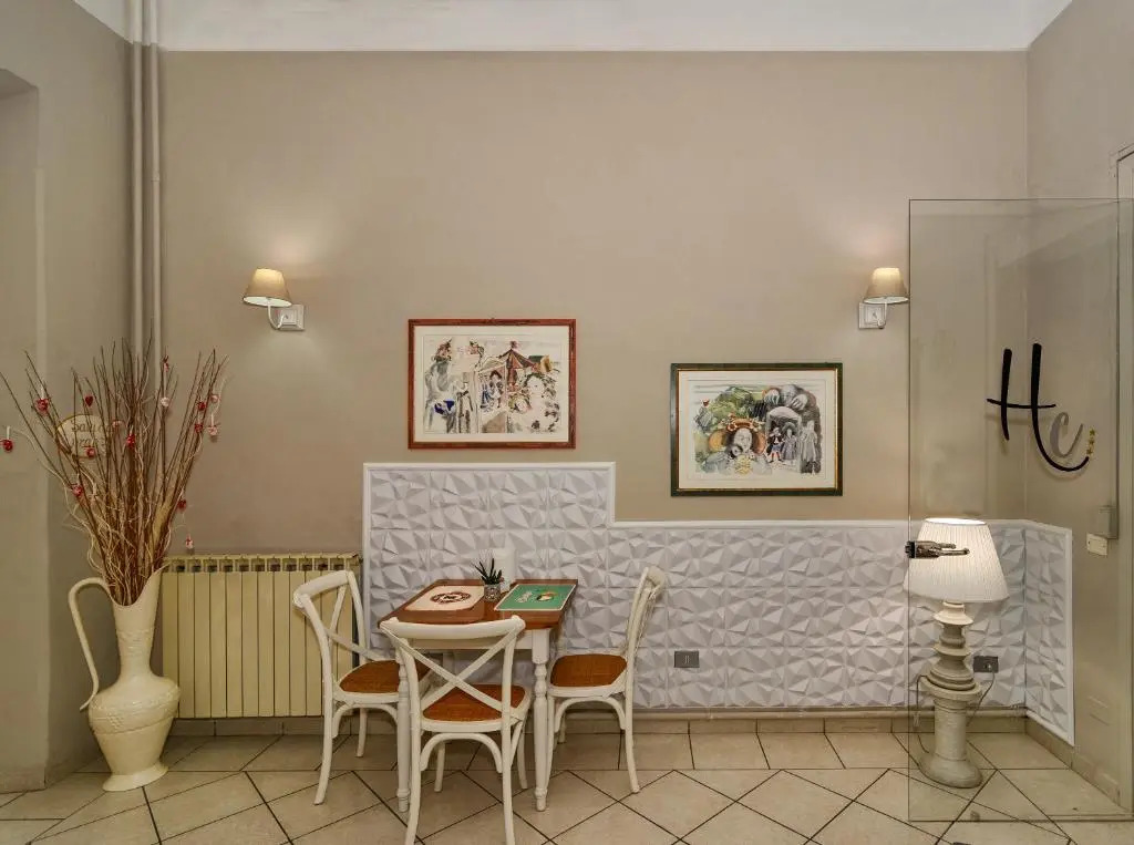City Hotel